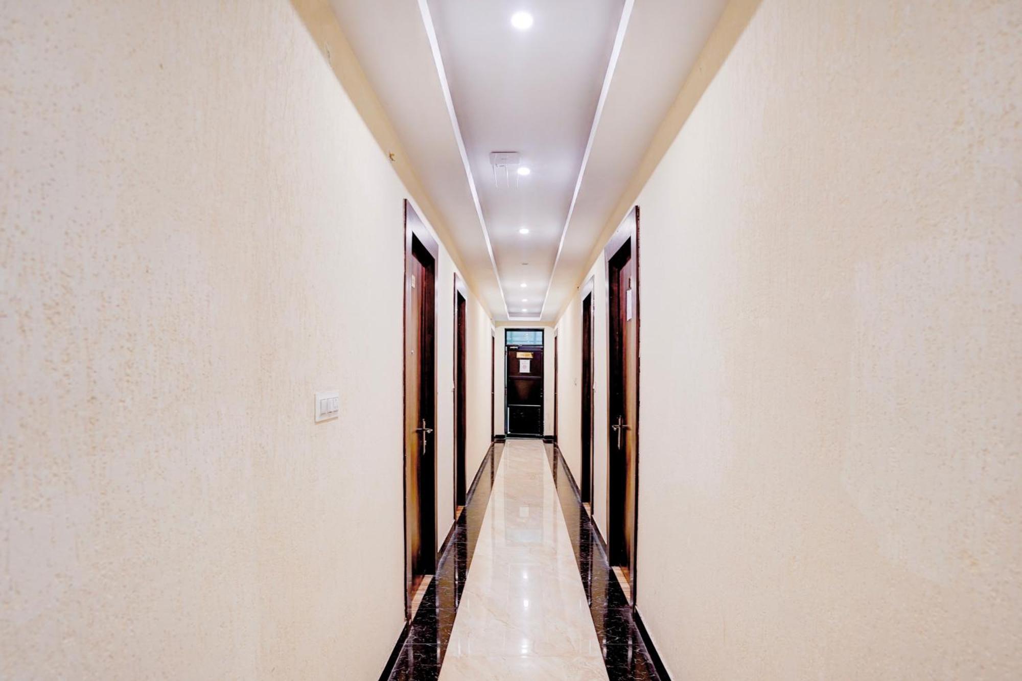 Отель Collection O Golapar Haldwani Kathgodam Экстерьер фото